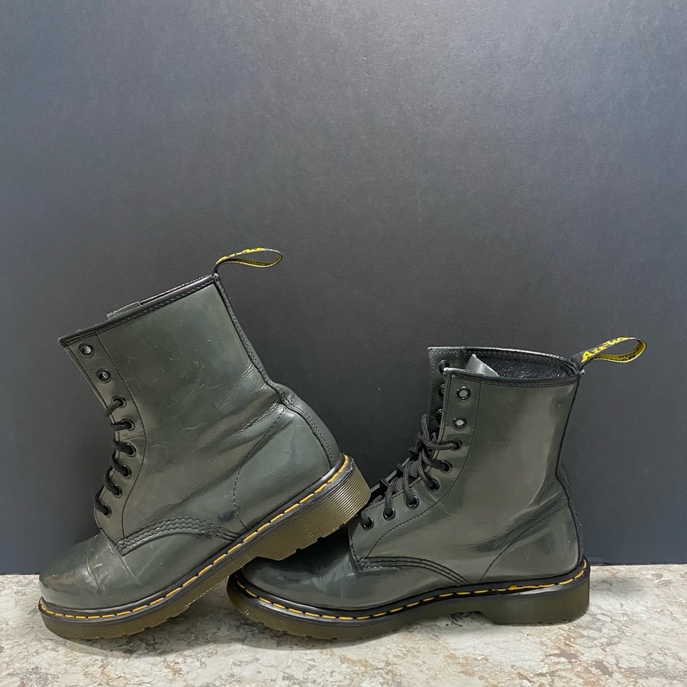 Dr.Martens Gray Leather Boots Sz9